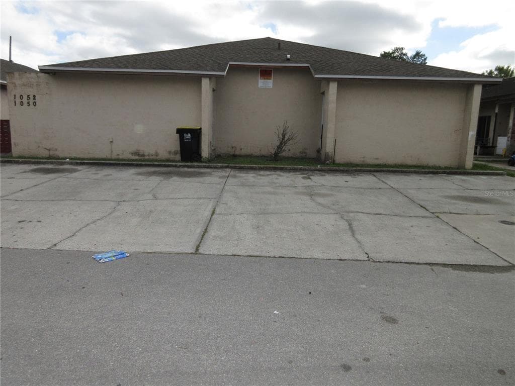 1050 CAPTIVA POINT, LAKELAND, FL 33801
