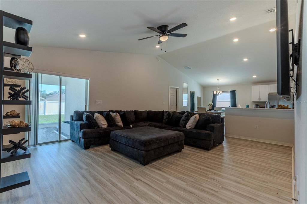 6896 PEBBLEBROOKE WAY, ZEPHYRHILLS, FL 33541 — zdjęcie 4