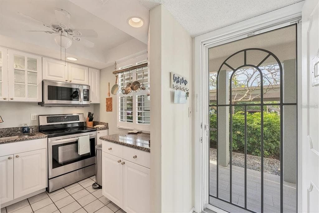 4350 CHATHAM DRIVE # 106, LONGBOAT KEY, FL 34228 — zdjęcie 4