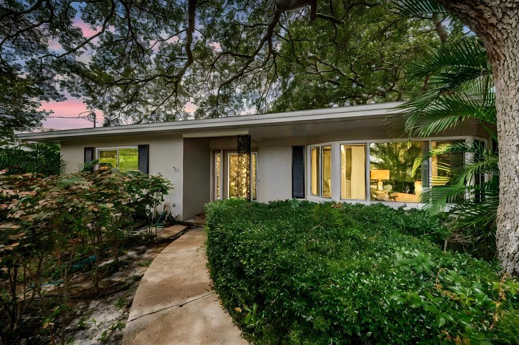 1704 CYPRESS AVENUE, BELLEAIR, FL 33756 — zdjęcie 4