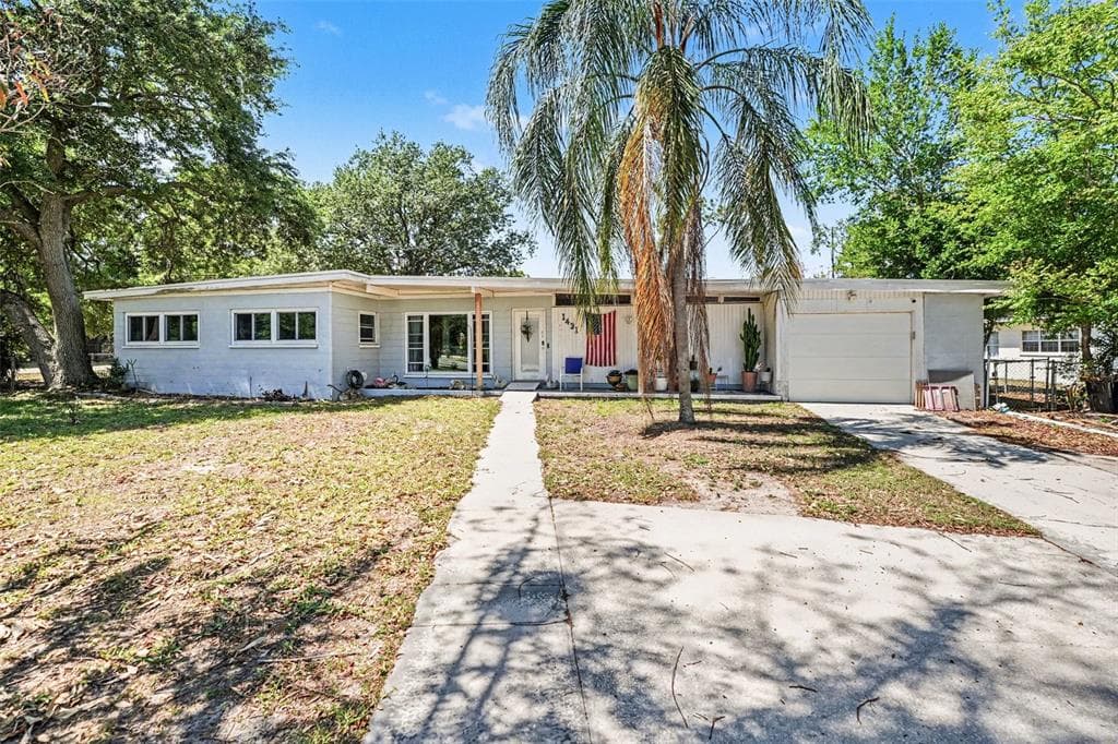 1431 HESTER DRIVE, LAKELAND, FL 33801