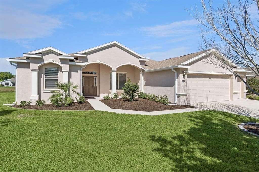 26645 MANASSAS DRIVE, LEESBURG, FL 34748