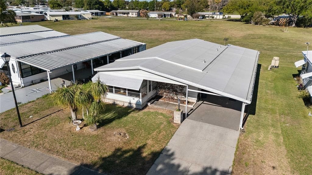 5427 SEVILLE DRIVE, ZEPHYRHILLS, FL 33541 — zdjęcie 2