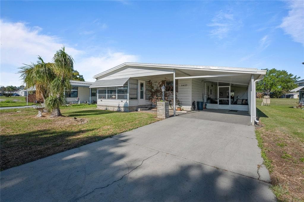 5427 SEVILLE DRIVE, ZEPHYRHILLS, FL 33541