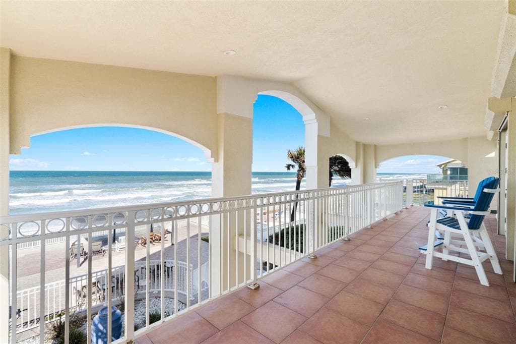 3837-3839 S ATLANTIC AVENUE, DAYTONA BEACH, FL 32118 — zdjęcie 2