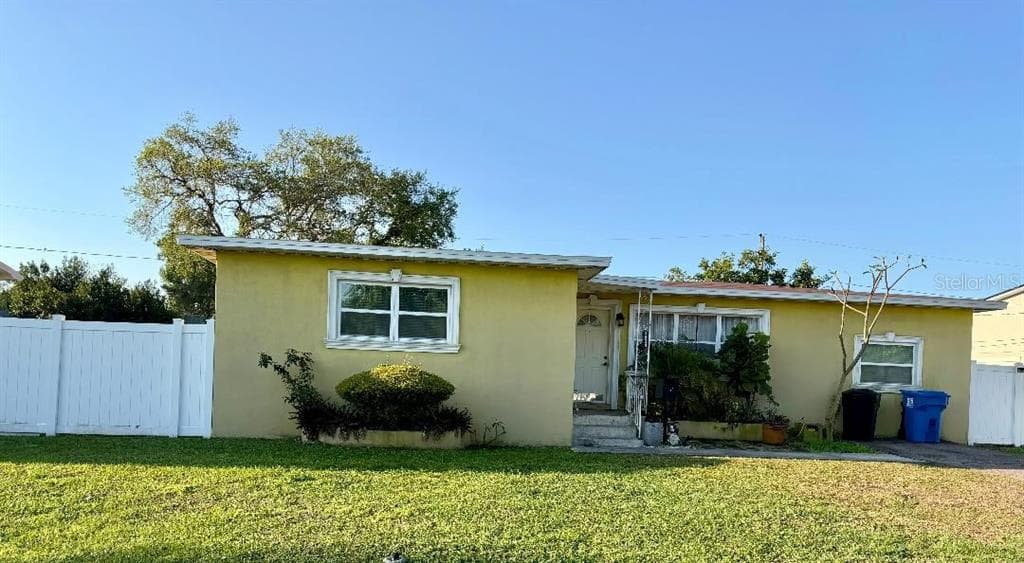 3624 ABINGTON AVENUE S, ST PETERSBURG, FL 33711 — zdjęcie 2