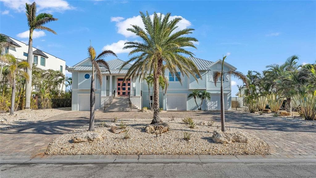 635 KEY ROYALE DRIVE, HOLMES BEACH, FL 34217 — zdjęcie 3