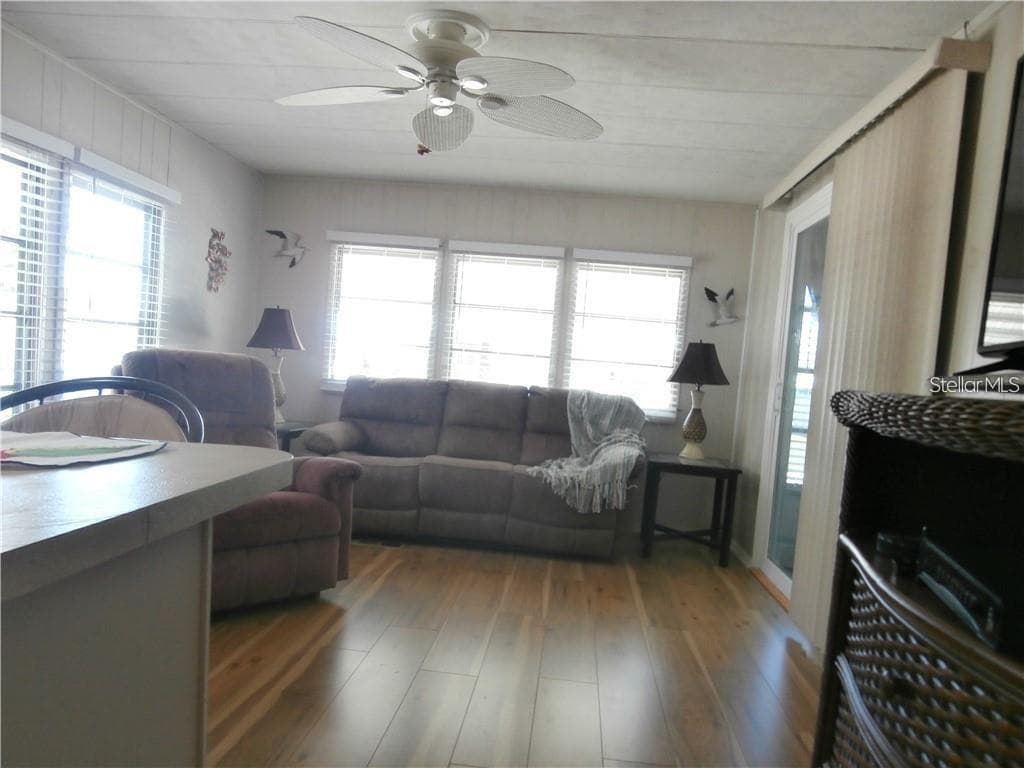 3204 CHANNING DRIVE, HOLIDAY, FL 34690 — zdjęcie 3