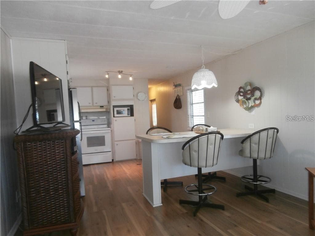 3204 CHANNING DRIVE, HOLIDAY, FL 34690 — zdjęcie 5