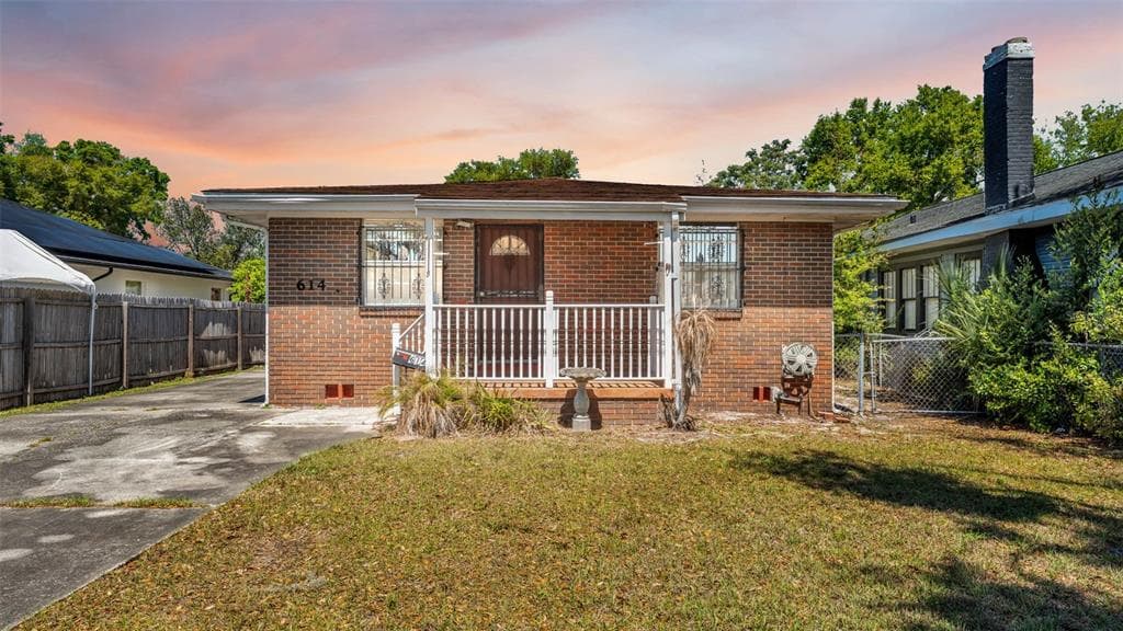 614 E CRAWFORD STREET, LAKELAND, FL 33805