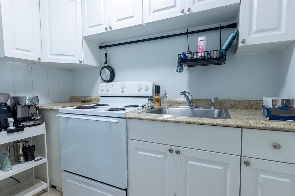 610 N EAST AVENUE, SARASOTA, FL 34237 — zdjęcie 5