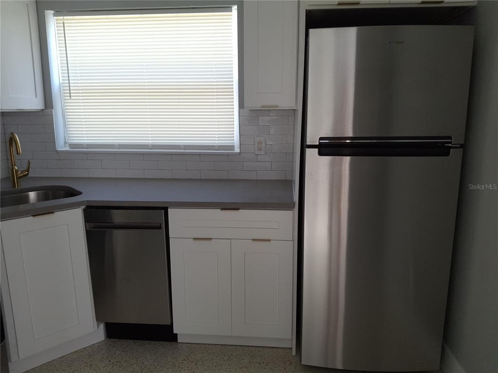 11355 3RD STREET E, TREASURE ISLAND, FL 33706 — zdjęcie 4