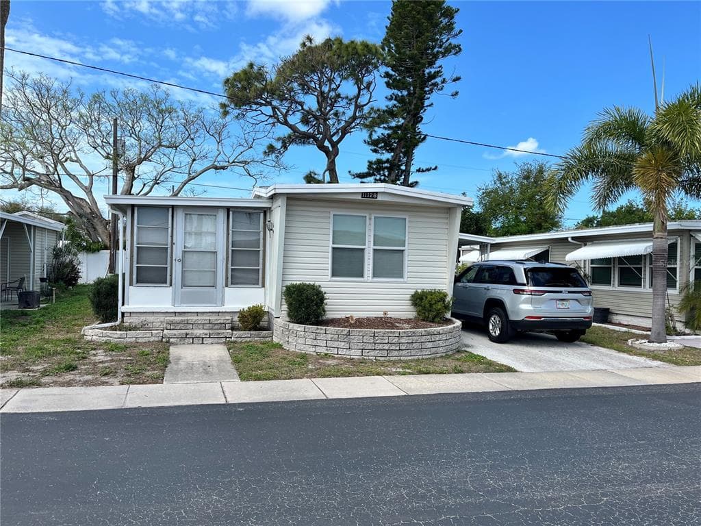 11128 102ND WAY # 225, LARGO, FL 33773