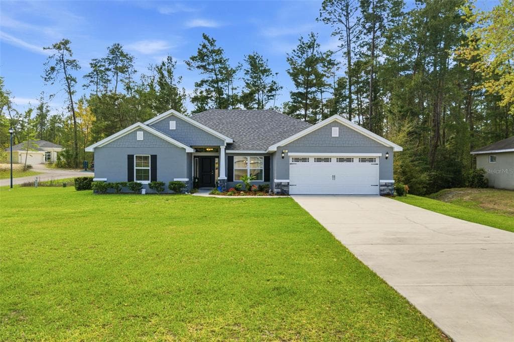 47 VILLAGE CENTER DRIVE, HOMOSASSA, FL 34446