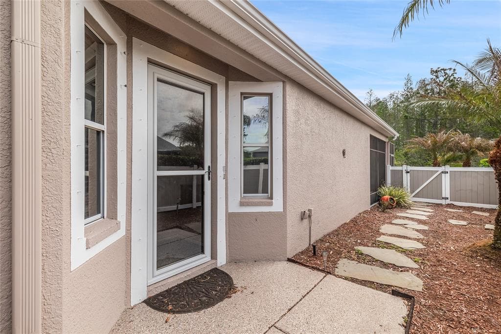 8328 PONKAN ROAD, LAND O LAKES, FL 34637 — zdjęcie 4