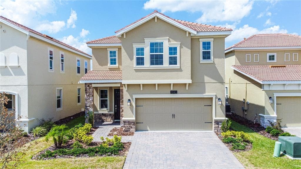 1043 BLACKWOLF RUN ROAD, DAVENPORT, FL 33896