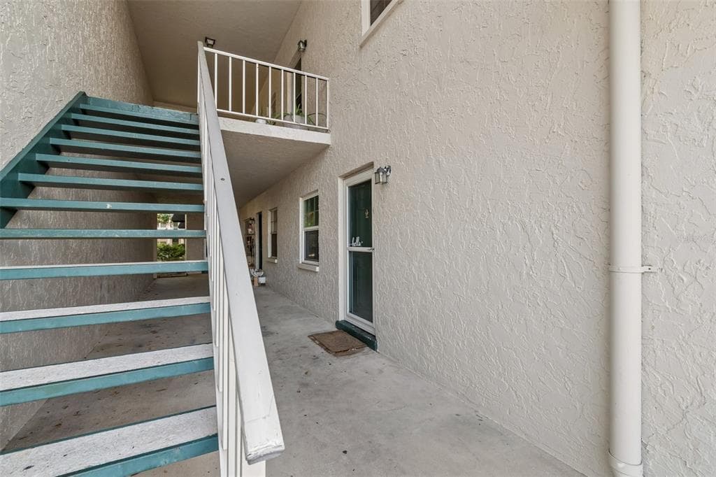 4335 AEGEAN DRIVE # 136A, TAMPA, FL 33611 — zdjęcie 2