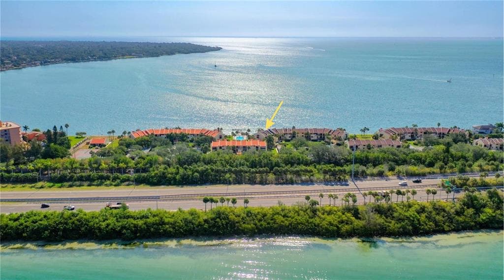 7520 SUNSHINE SKYWAY LANE S # T18, ST PETERSBURG, FL 33711 — zdjęcie 2