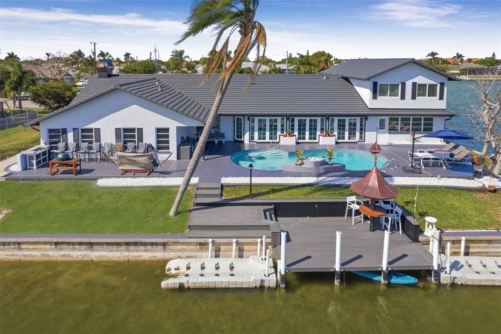 29 SE 10TH AVENUE, CAPE CORAL, FL 33990 — zdjęcie 4