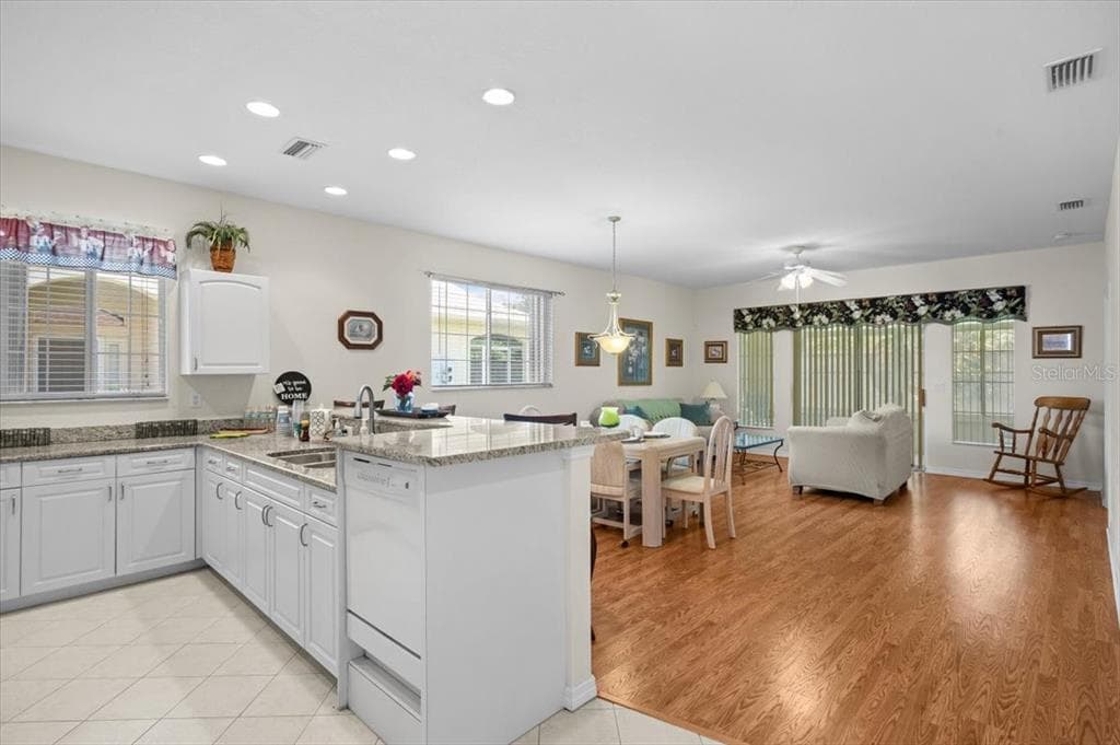 24181 GREEN HERON DRIVE # 84, PUNTA GORDA, FL 33980 — zdjęcie 4