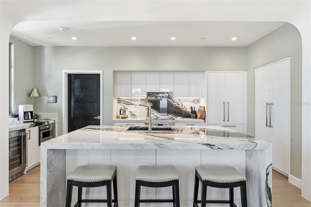126 4TH AVENUE NE # 1401, ST PETERSBURG, FL 33701 — zdjęcie 4