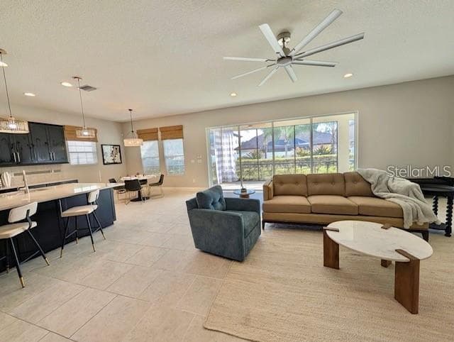 10915 CHARMWOOD DRIVE, RIVERVIEW, FL 33569 — zdjęcie 2