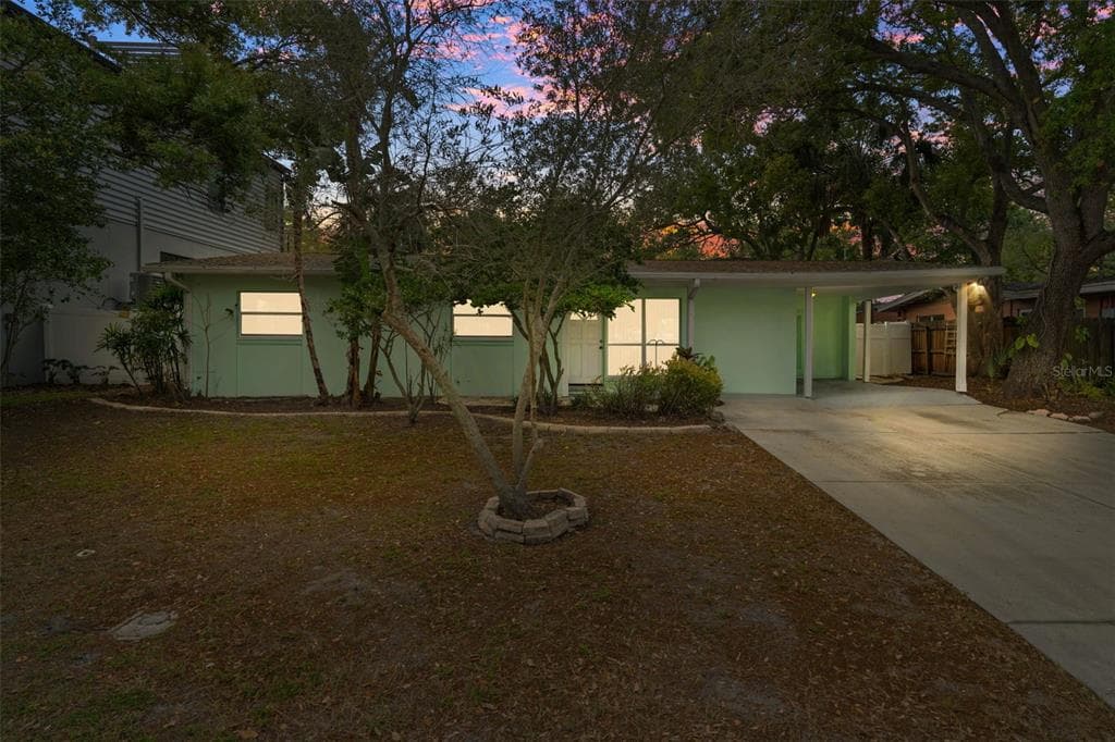 4808 W EUCLID AVENUE, TAMPA, FL 33629