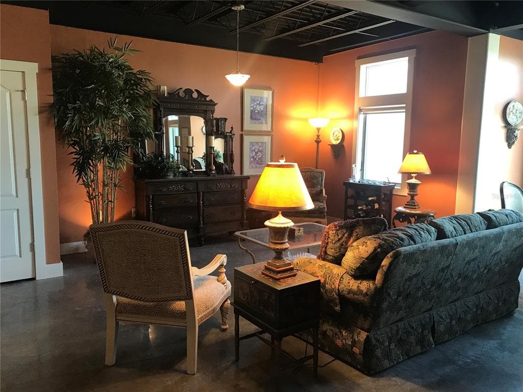 125 N KENTUCKY AVENUE # 203, LAKELAND, FL 33801 — zdjęcie 4