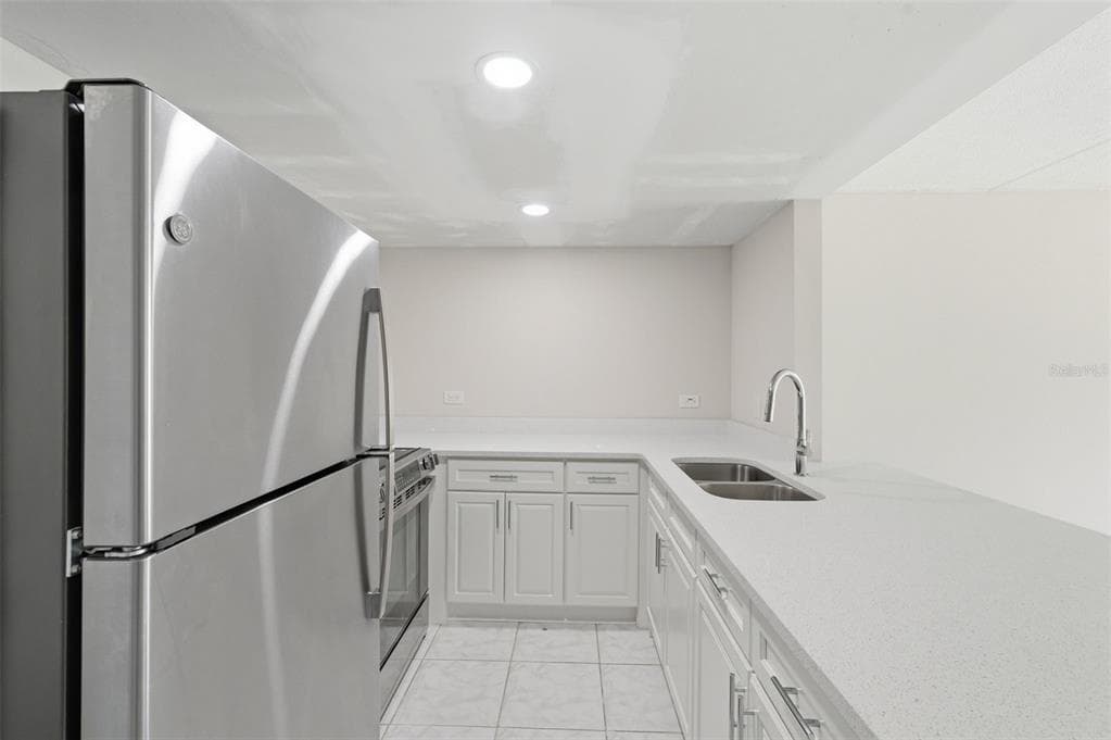 8901 BLIND PASS ROAD # 124, ST PETE BEACH, FL 33706 — zdjęcie 5