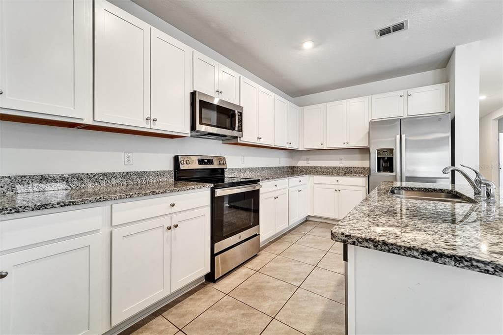 6963 SHELBY LYNN WAY, ZEPHYRHILLS, FL 33542 — zdjęcie 4
