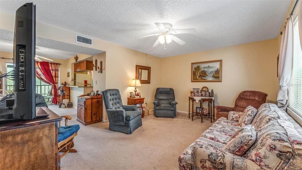 1130 N LAKE PARKER AVENUE # C321, LAKELAND, FL 33805 — zdjęcie 4