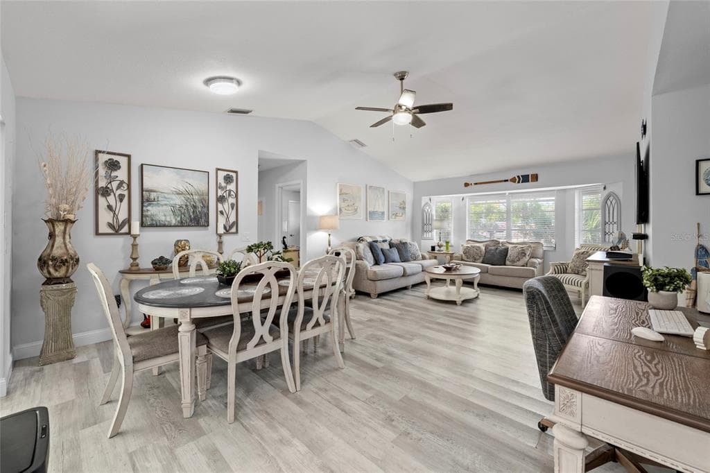 935 BAER AVENUE NW, PORT CHARLOTTE, FL 33948 — zdjęcie 4