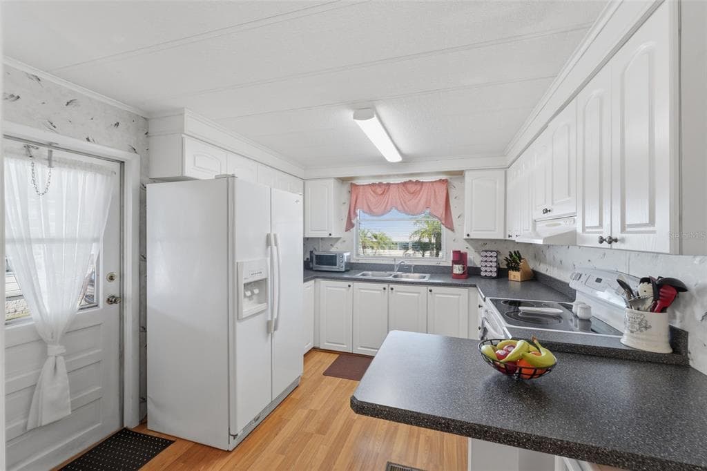 2107 WAILUA DRIVE, HOLIDAY, FL 34691 — zdjęcie 4