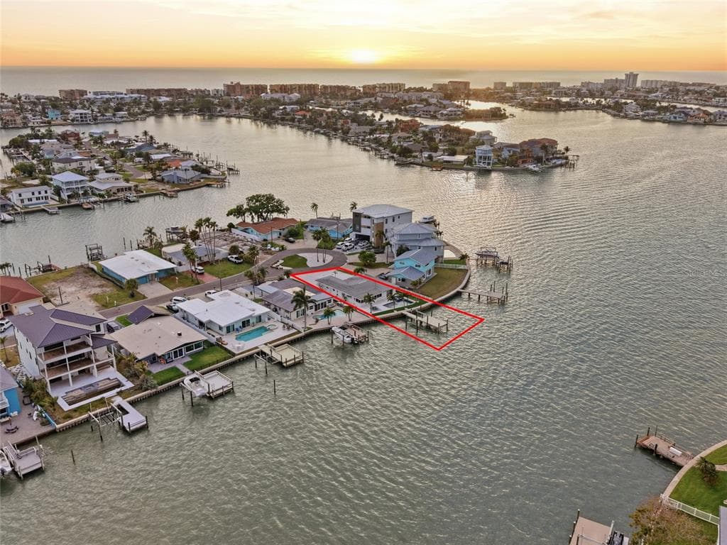16113 5TH STREET E, REDINGTON BEACH, FL 33708 — zdjęcie 4