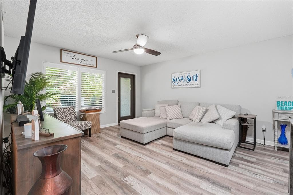 501 E BAY DRIVE # 202, LARGO, FL 33770 — zdjęcie 5