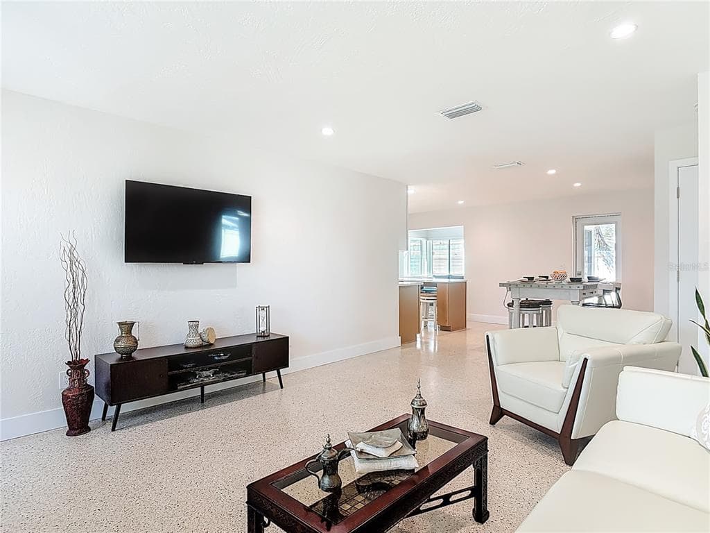 214 CONDICT DRIVE, NEW SMYRNA BEACH, FL 32169 — zdjęcie 4