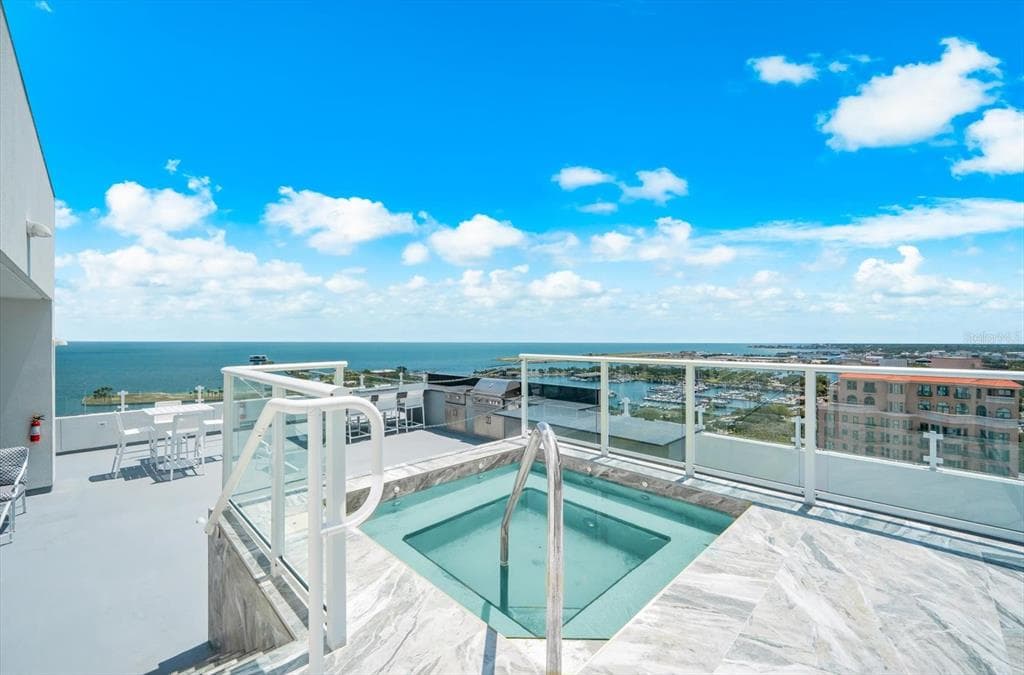 176 4TH AVENUE NE # 201, ST PETERSBURG, FL 33701 — zdjęcie 4
