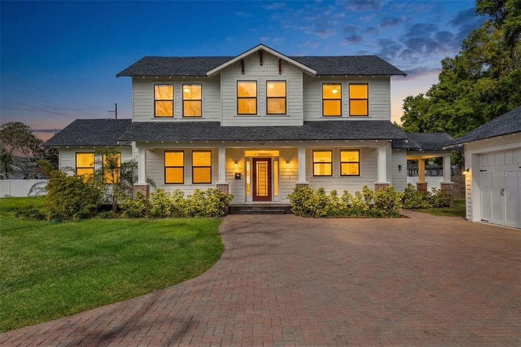 2820 N CENTRAL COURT, TAMPA, FL 33602