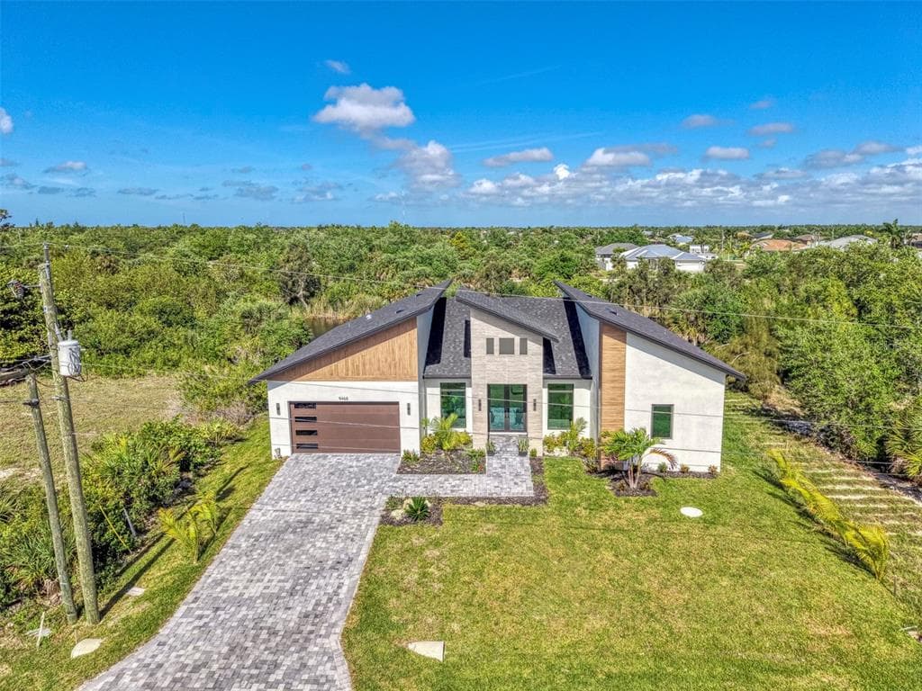 9468 ATTICA CIRCLE, PORT CHARLOTTE, FL 33981 — zdjęcie 2
