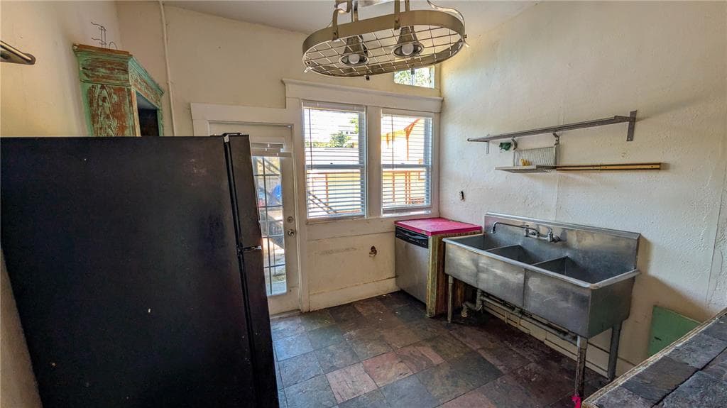 610 4TH AVENUE S, ST PETERSBURG, FL 33701 — zdjęcie 4