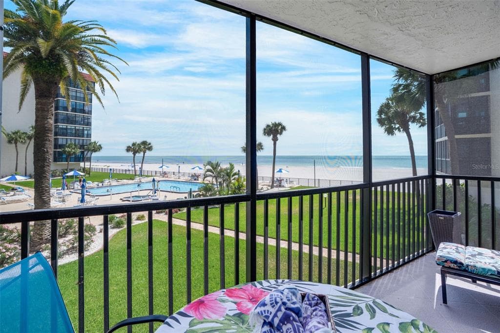 18304 GULF BOULEVARD # 105, REDINGTON SHORES, FL 33708