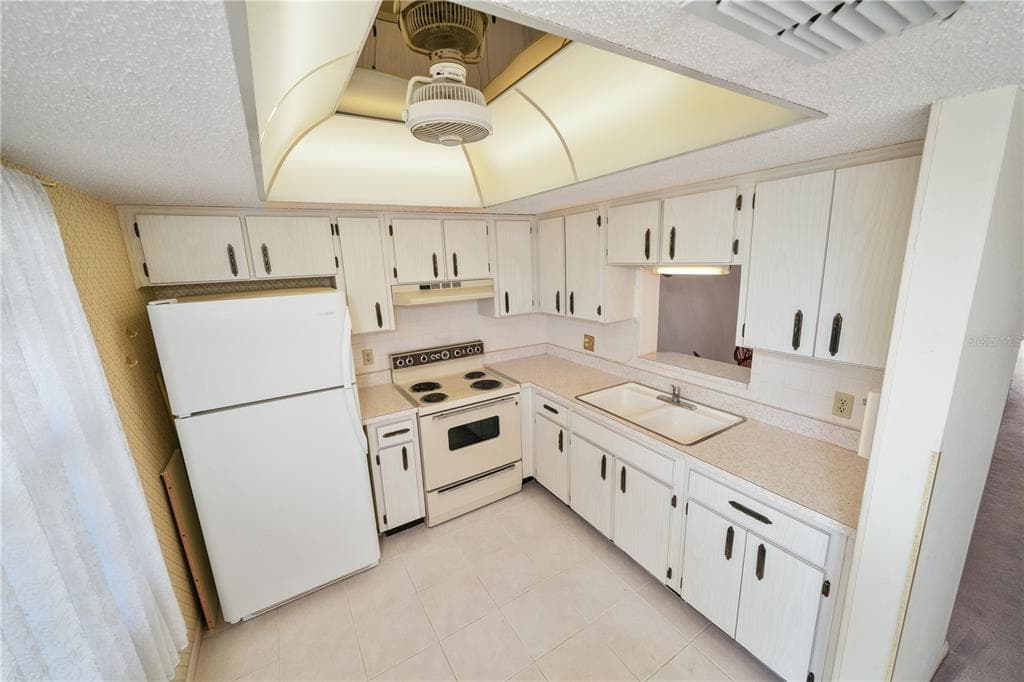 1450 HEATHER RIDGE BOULEVARD # 307, DUNEDIN, FL 34698 — zdjęcie 2