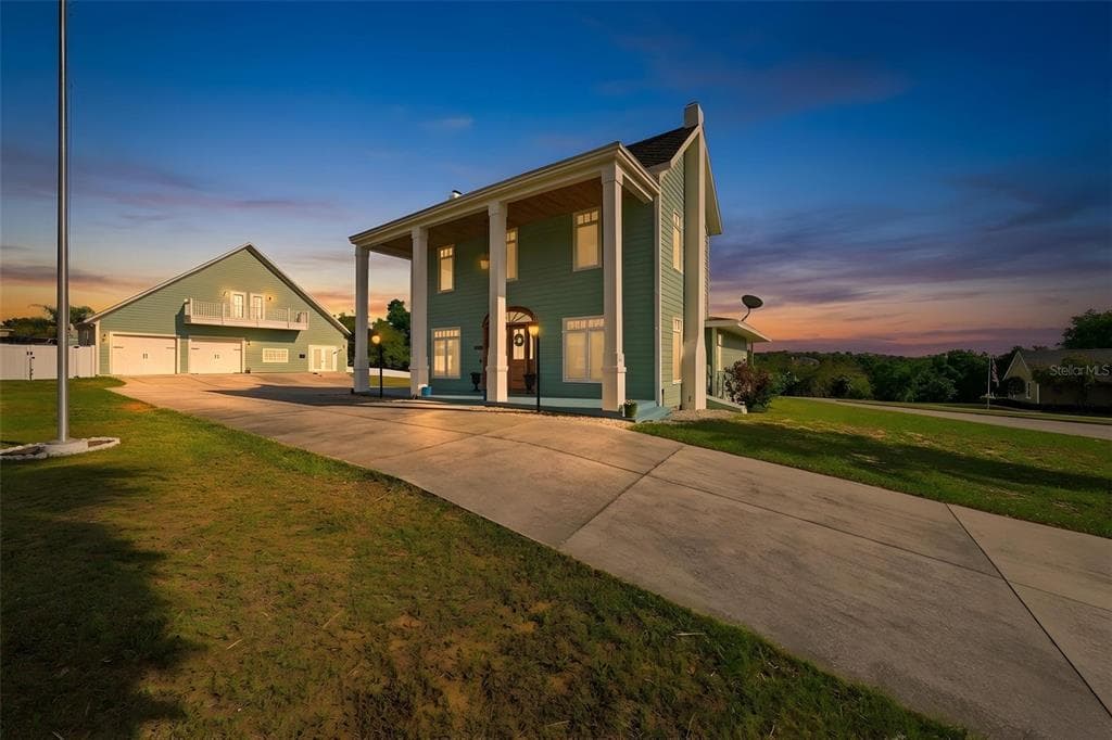 835 BUTCH CASSIDY LANE, EUSTIS, FL 32726
