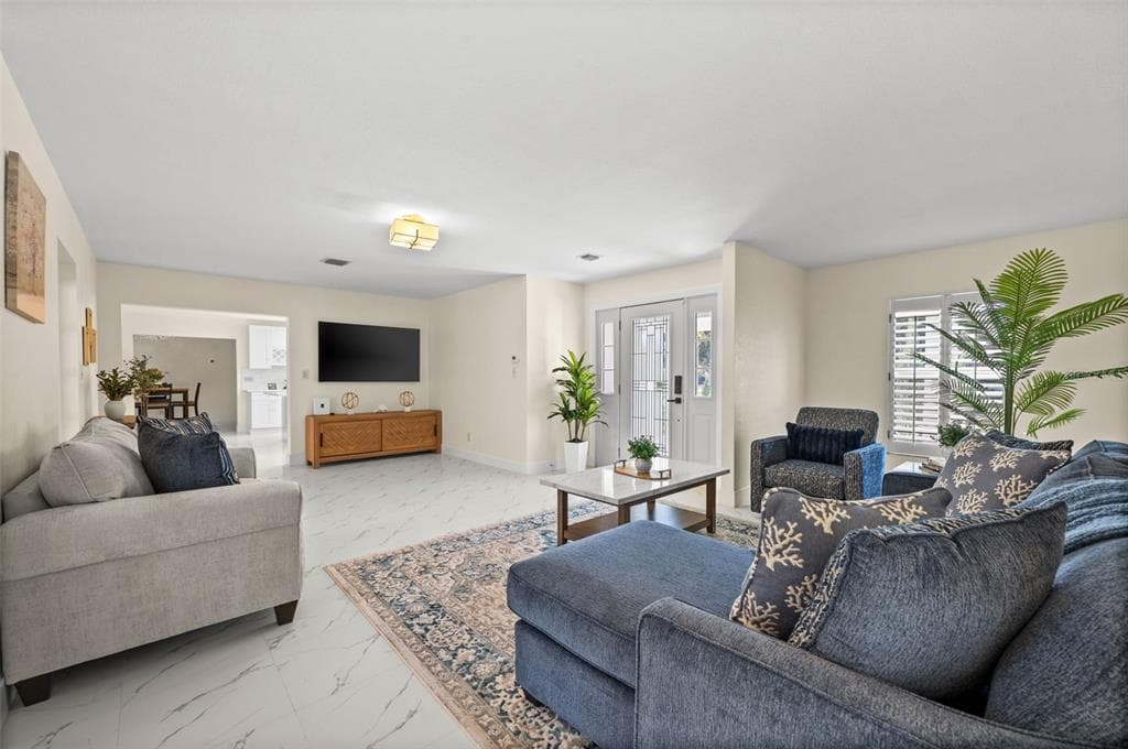 625 W OLYMPIA AVENUE, PUNTA GORDA, FL 33950 — zdjęcie 5