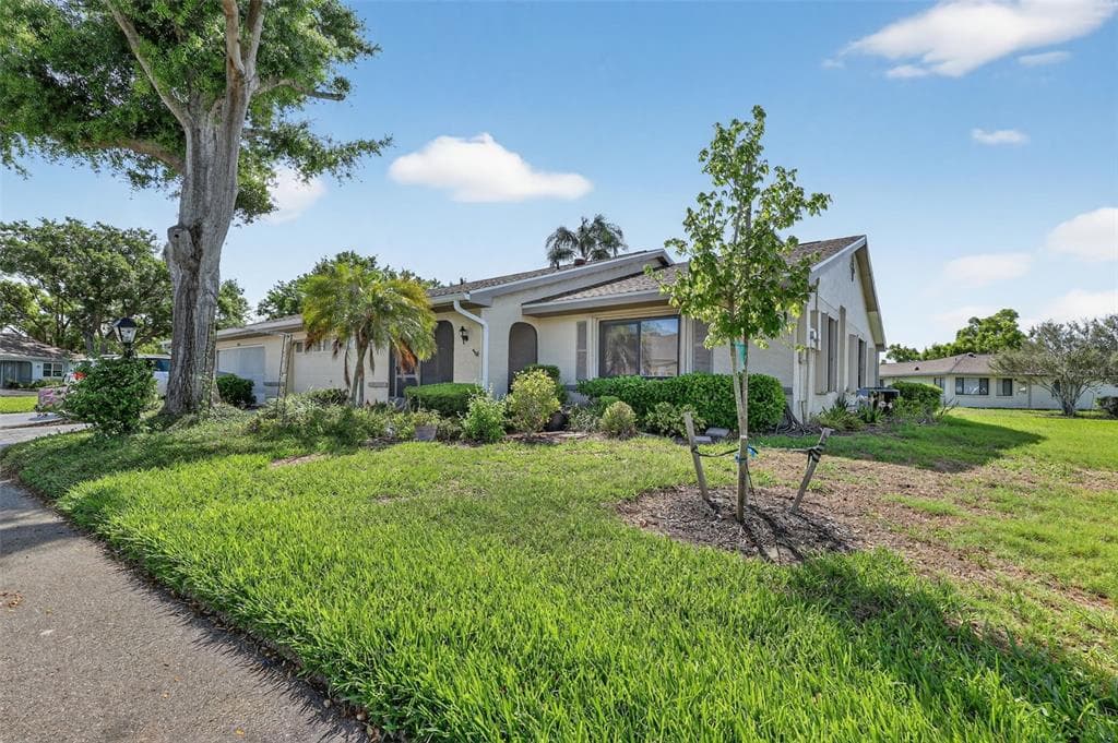 2322 LANCASTER DRIVE, SUN CITY CENTER, FL 33573
