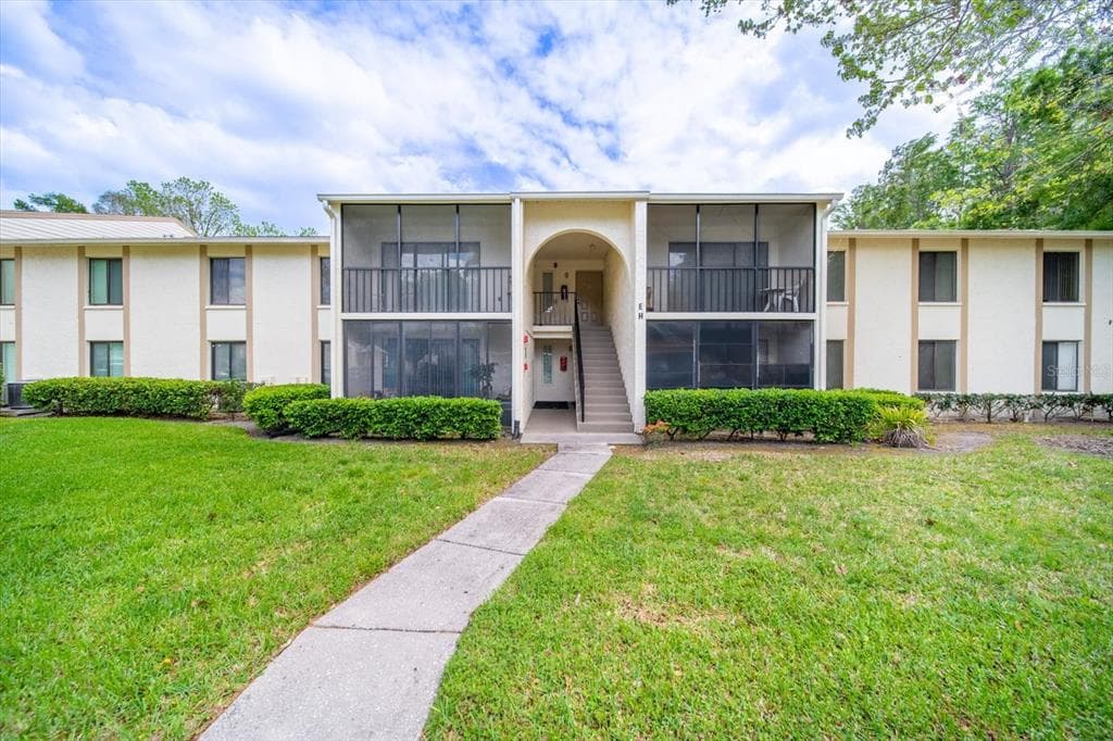1441 PINE GLEN LANE # E2, TARPON SPRINGS, FL 34688