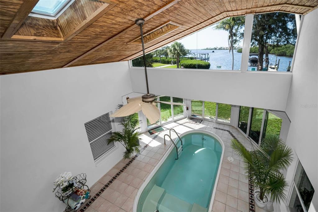1626 SEA BREEZE DRIVE, TARPON SPRINGS, FL 34689 — zdjęcie 5