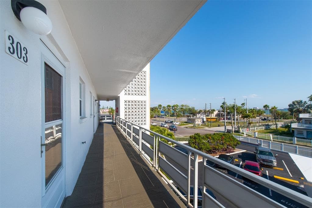 3128 59TH STREET S # 303, GULFPORT, FL 33707 — zdjęcie 2