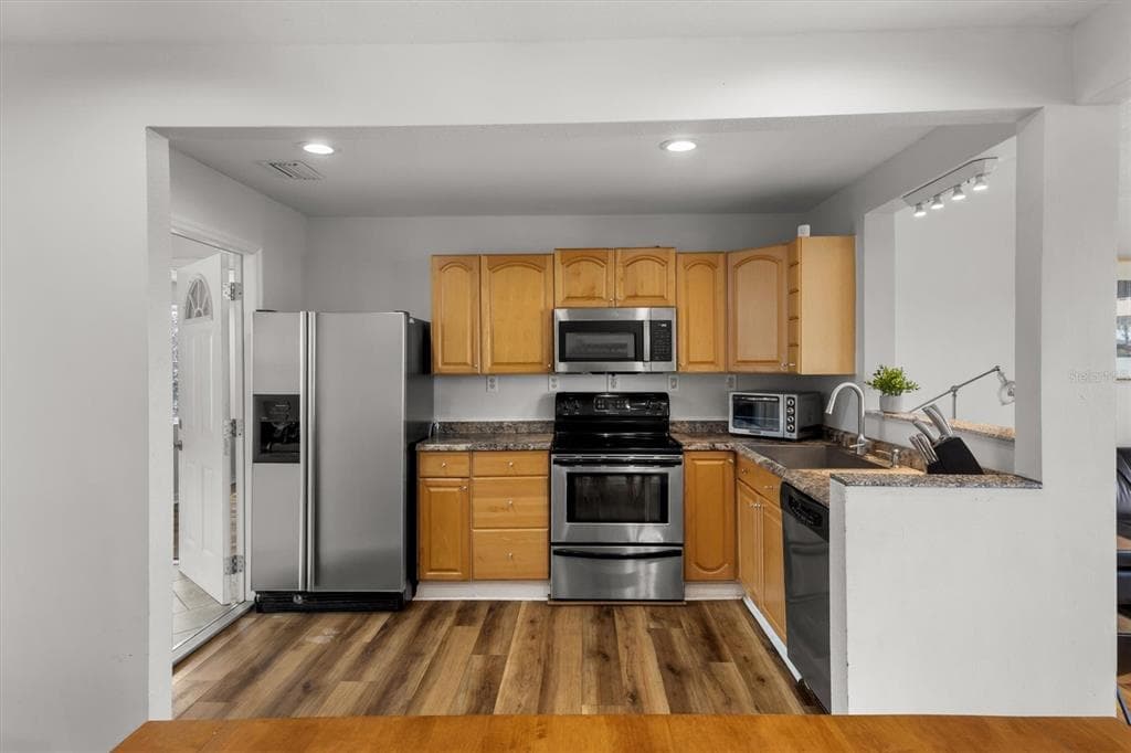 900 LAKE JESSIE DRIVE, WINTER HAVEN, FL 33881 — zdjęcie 4