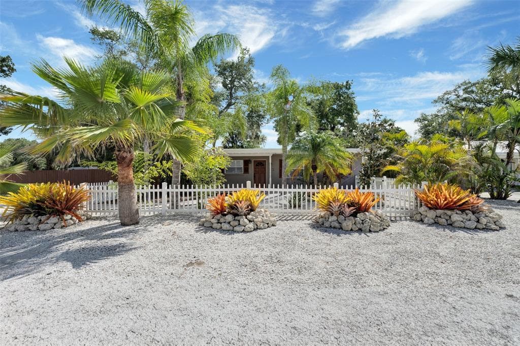 1415 S SCHOOL AVENUE, SARASOTA, FL 34239 — zdjęcie 2